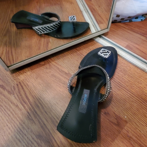 Unique vintage sandals - Picture 2 of 9